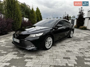 Авто Toyota Camry 2018 № 8048894