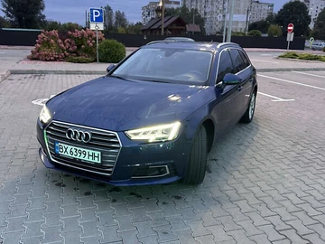Авто Audi A4 2018 № 8049007