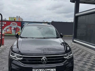 Авто Volkswagen Tiguan 2023 № 8049043