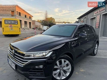Авто Volkswagen Touareg 2020 № 8049055