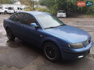 Авто Volkswagen Passat 2000 № 8049130