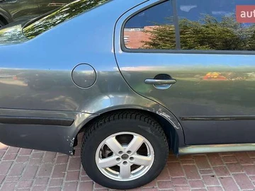 Авто Skoda Octavia 2004 № 8049169
