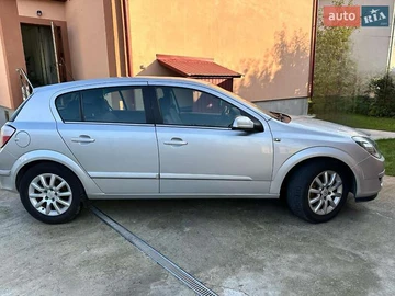 Авто Opel Astra 2004 № 8049477