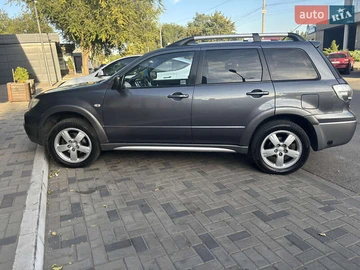 Авто Mitsubishi Outlander 2004 № 8049508
