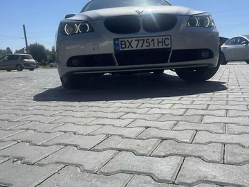 Авто BMW 5 Series 2004 № 8049652