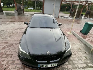 Авто BMW 5 Series 2005 № 8049655