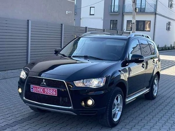 Авто Mitsubishi Outlander Xl 2010 № 8049807