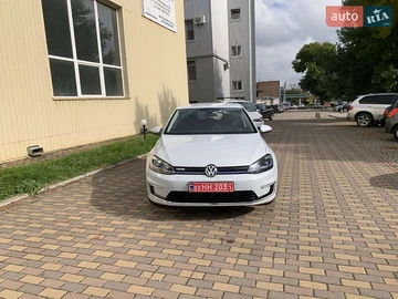 Авто Volkswagen E-Golf 2018 № 8049959