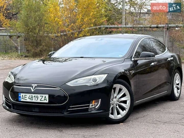 Авто Tesla Model S 2015 № 8049968