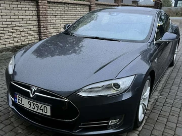 Авто Tesla Model S 2016 № 8049978