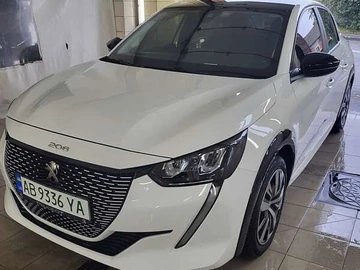 Авто Peugeot 208 2022 № 8049982
