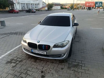 Авто BMW 5 Series 2012 № 8049983