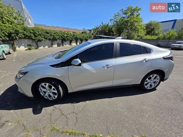 Авто Chevrolet Volt 2016 № 8050102