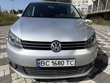 Авто Volkswagen Touran 2011 № 8050186