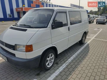 Авто Volkswagen Transporter 2000 № 8050257