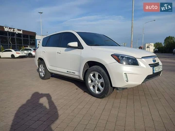 Авто Toyota Rav4 Ev 2012 № 8050459