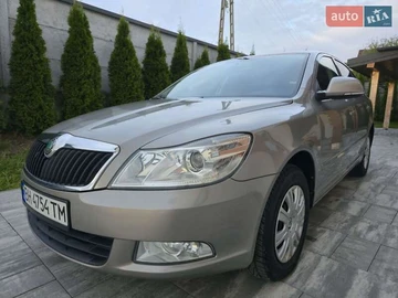 Авто Skoda Octavia 2009 № 8050466