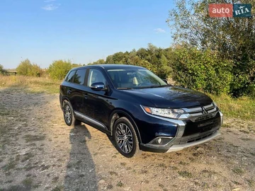 Авто Mitsubishi Outlander 2017 № 8050492