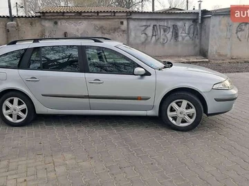 Авто Renault Laguna 2002 № 8050565