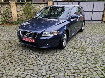 Авто Volvo V50 2009 № 8050571