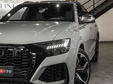 Авто Audi Rs Q8 2023 № 8050728
