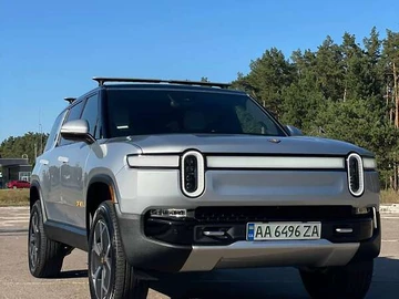 Авто Rivian R1S 2023 № 8051019