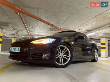 Авто Tesla Model S 2013 № 8051240