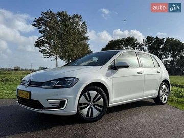 Авто Volkswagen E-Golf 2020 № 8051243