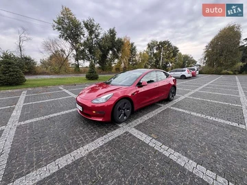Авто Tesla Model 3 2021 № 8051256