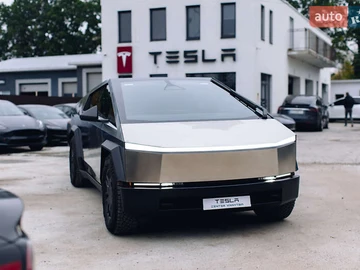 Авто Tesla Cybertruck 2024 № 8051283