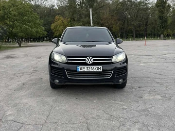 Авто Volkswagen Touareg 2012 № 8051822