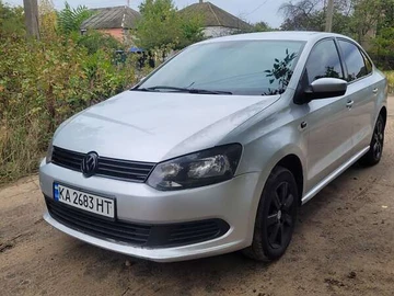 Авто Volkswagen Polo 2013 № 8052042