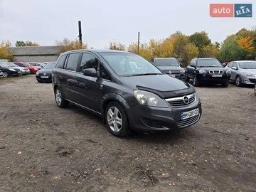 Авто Opel Zafira 2010 № 8052113