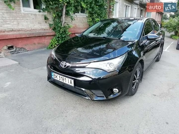 Авто Toyota Avensis 2016 № 8052297