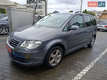 Авто Volkswagen Touran 2007 № 8052830