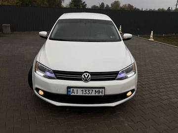 Авто Volkswagen Jetta 2012 № 8052855