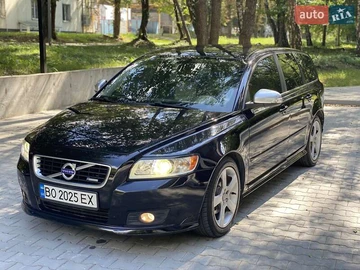 Авто Volvo V50 2011 № 8052881