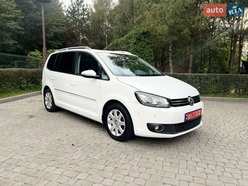 Авто Volkswagen Touran 2011 № 8052954