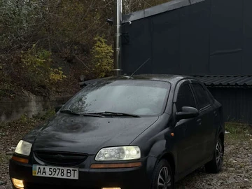 Авто Chevrolet Aveo 2005 № 8053471