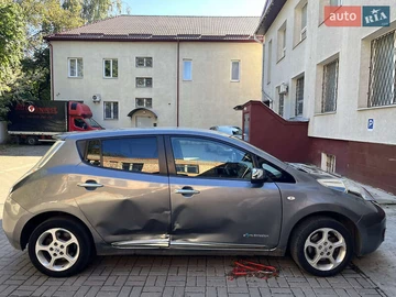 Авто Nissan Leaf 2014 № 8053525
