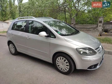 Авто Volkswagen Golf Plus 2007 № 8053560