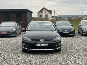 Авто Volkswagen E-Golf 2014 № 8053664