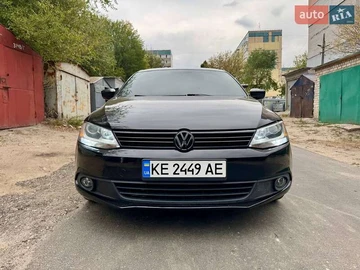 Авто Volkswagen Jetta 2014 № 8053916