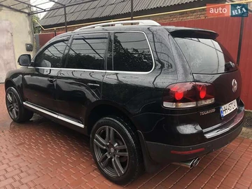 Авто Volkswagen Touareg 2007 № 8053920