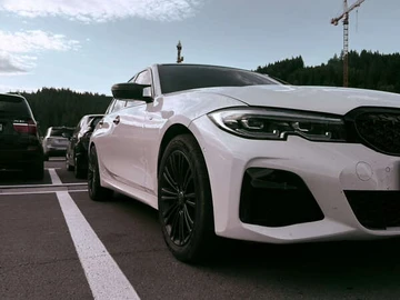 Авто BMW 3 Series 2019 № 8054116