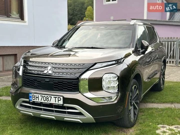 Авто Mitsubishi Outlander 2021 № 8054118