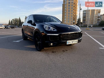 Авто Porsche Cayenne 2014 № 8054125