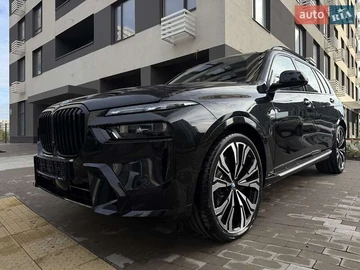 Авто BMW X7 2023 № 8054317