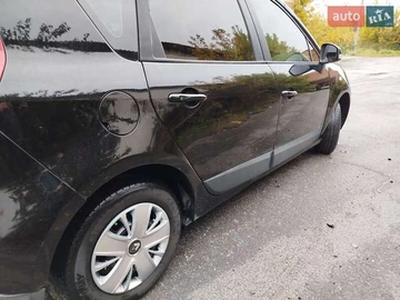 Авто Renault Scenic 2010 № 8054645
