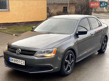 Авто Volkswagen Jetta 2011 № 8054653
